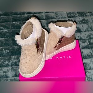 Kelly & Katie Lil Quinn Sneaker Boot